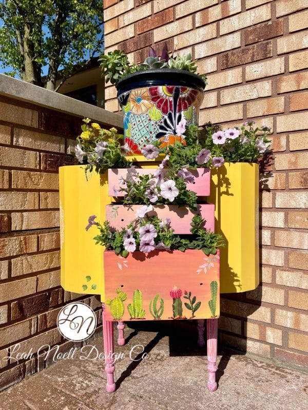 Dixie Belle Chalk Mineral Paint Daisy - Image 3