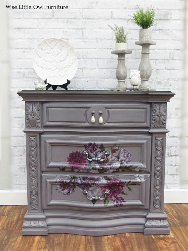 Dixie Belle Chalk Mineral Paint Mason Dixon Gray - Image 3