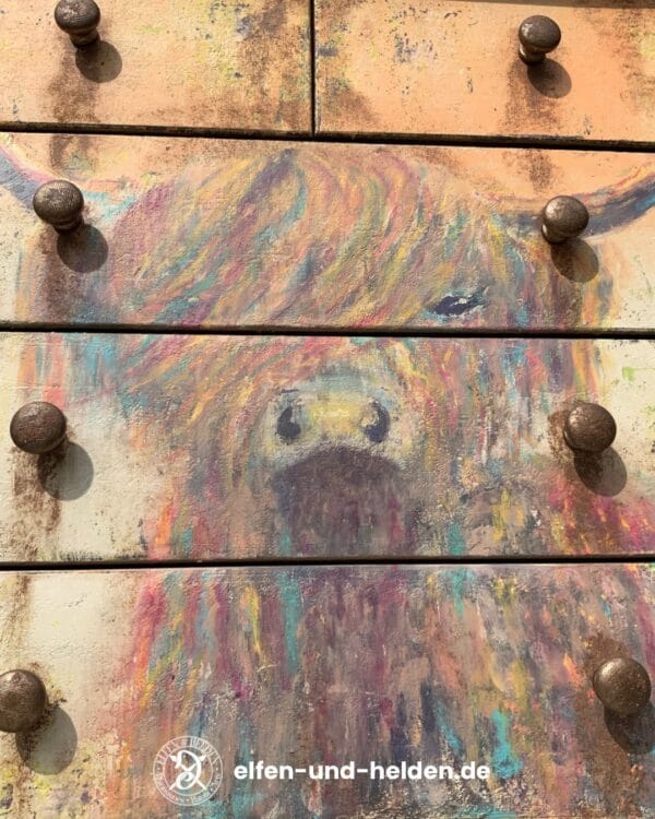 BETSY THE GIPSY - hand-painted vintage chest of drawers in boho style by Elfen & Helden