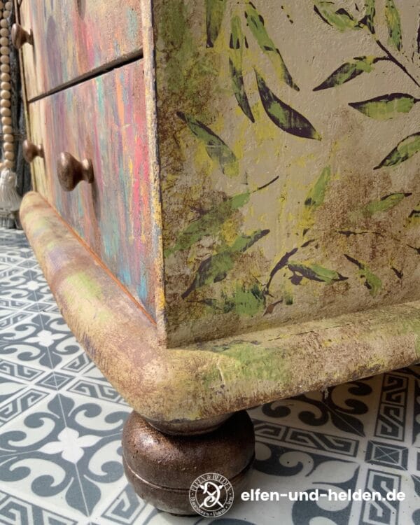 BETSY THE GIPSY - hand-painted vintage chest of drawers in boho style by Elfen & Helden - Image 9