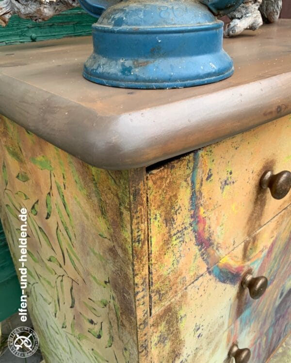 BETSY THE GIPSY - hand-painted vintage chest of drawers in boho style by Elfen & Helden - Image 4