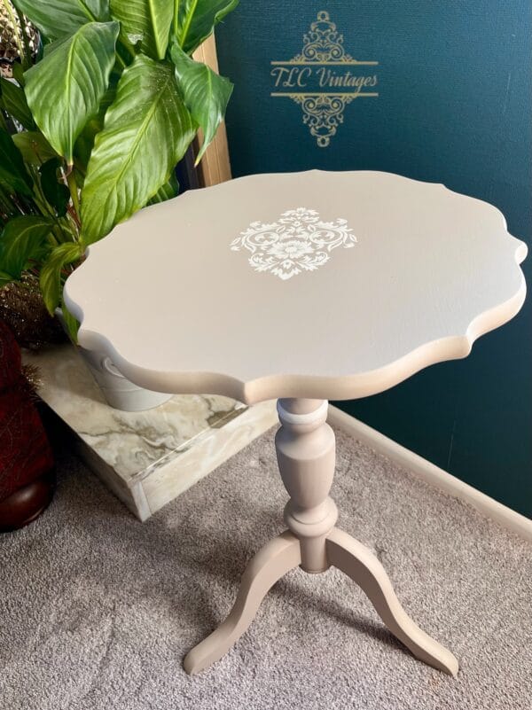 Dixie Belle Silk All In One Mineral Paint French Villa – Bild 3
